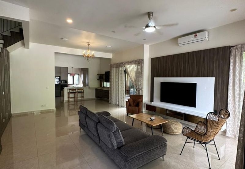 The Canal Garden North, Horizon Hills