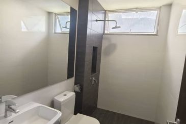 Isola Villa @ Senibong Cove