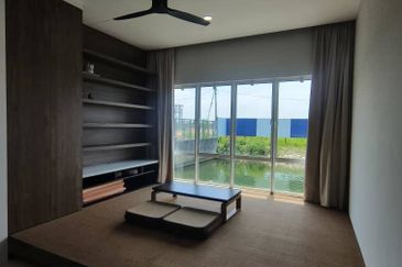 Isola Villa @ Senibong Cove