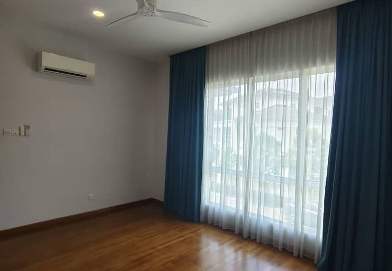 Isola Villa @ Senibong Cove