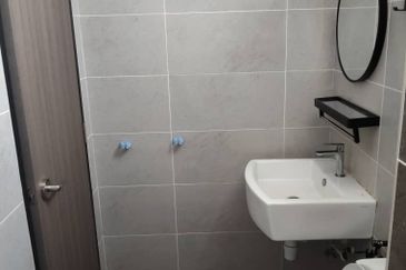 Twin Tower Residence