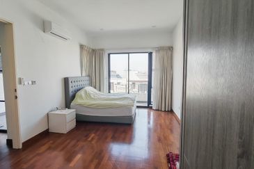 The Canal Garden South, Horizon Hills