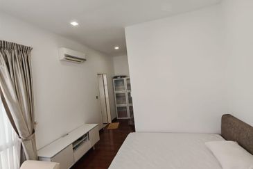 The Canal Garden South, Horizon Hills