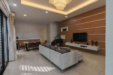 The Canal Garden South, Horizon Hills