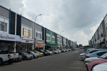 Kulai Vervocity @ Corner Strategic Location 3-storey Shop Lot