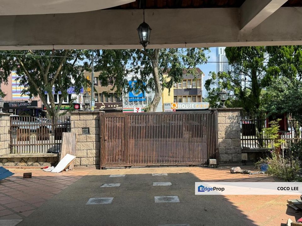 Taman Sri Tebrau @ Nice Renovation 2-storey Commercial Semi-D, Johor, Johor Bahru