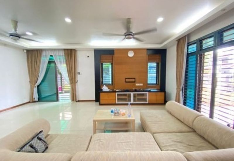 Taman Austin Heights