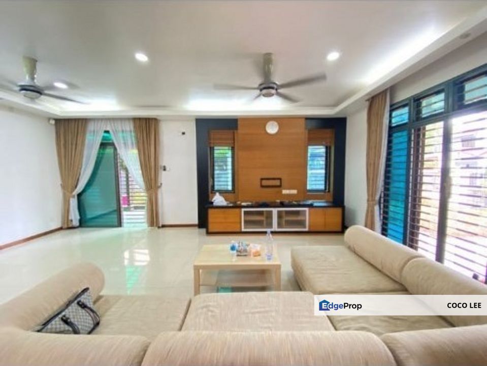 Taman Austin Height @ Renovated 3-storey Cluster House, Johor, Johor Bahru