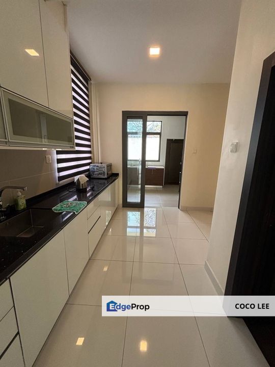 Park Link Villa, Impian Height @ Renovated 2-storey Semi-D House, Johor, Skudai