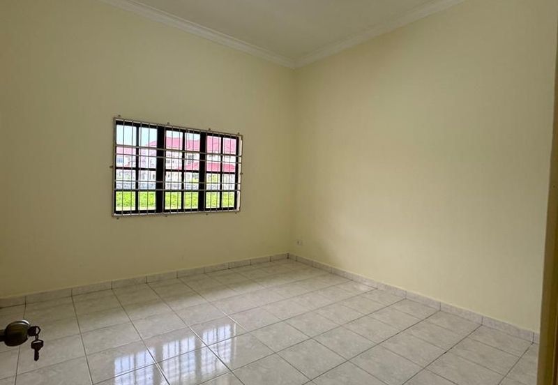 Ioi Palm Villa Residences Gate A, Kulai @ Good Condition 2-storey Bungalow House