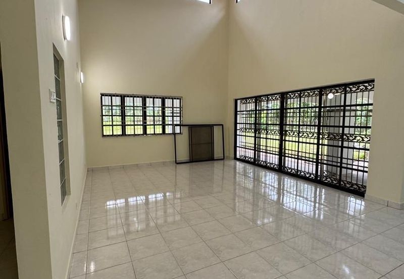 Ioi Palm Villa Residences Gate A, Kulai @ Good Condition 2-storey Bungalow House