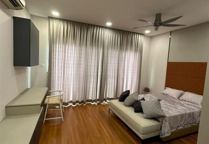 Isola Villa @ Senibong Cove