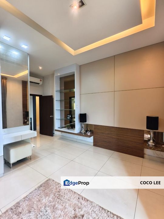 KSL D' Esplanade Residence @ Corner with Private Garden Low Floor unit, Johor, Johor Bahru