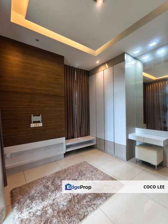 KSL D' Esplanade Residence @ Corner with Private Garden Low Floor unit, Johor, Johor Bahru