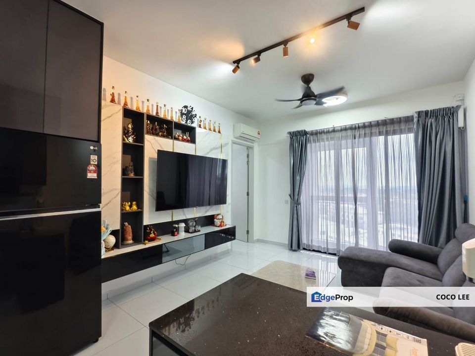 Sky Trees Service Apartment @ Block A Dual Key unit, Johor, Johor Bahru