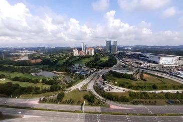 Conezión @ IOI Resort City