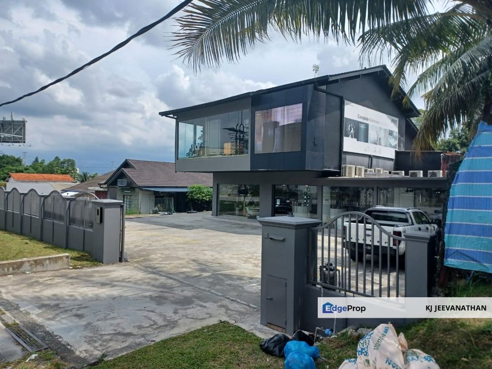 Commercial Bungalow Facing Road Universiti, Selangor, Petaling Jaya