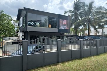 Jalan Universiti (Jalan Prof Diraja Ungku Aziz)