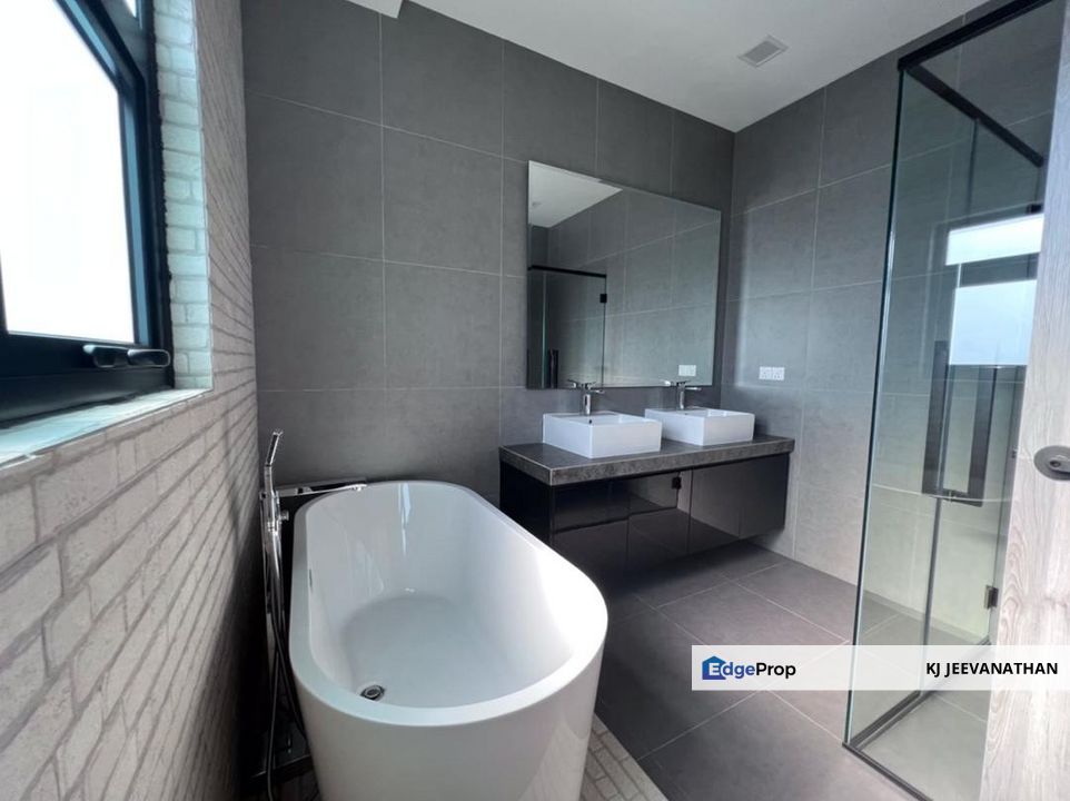 Newly Done Semi D in Bukit Gasing, Selangor, Petaling Jaya