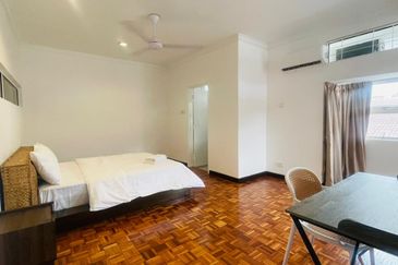 Bukit Gasing, Seksyen 5