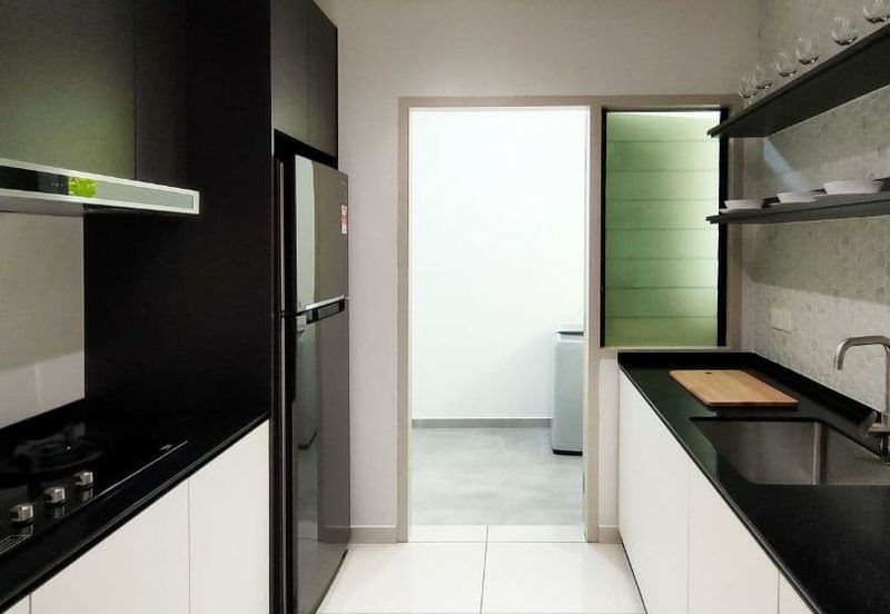 D'Summit Residences @ Kempas Utama