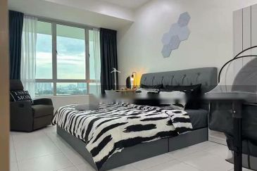 Akademik Suite @ Mount Austin