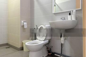 Akademik Suite @ Mount Austin