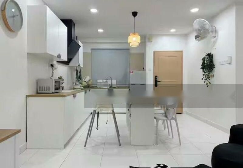 Akademik Suite @ Mount Austin