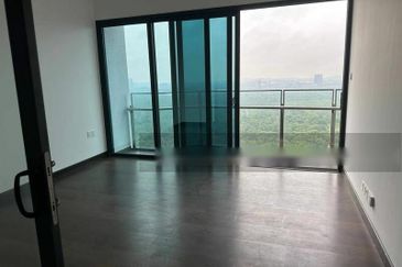 Almas Suites @ Puteri Harbour