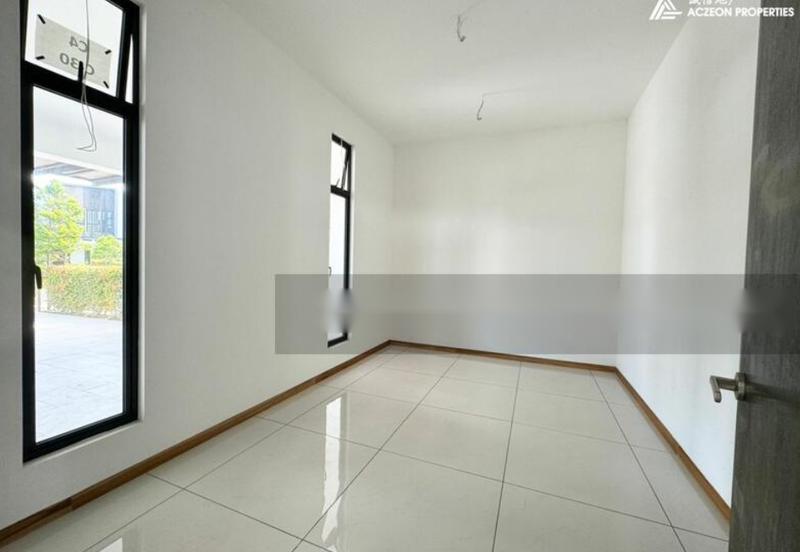 Isola Coast @ Senibong Cove