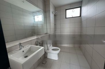 Senibong Cove Waterway Residences