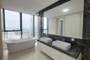 The Astaka @ 1 Bukit Senyum