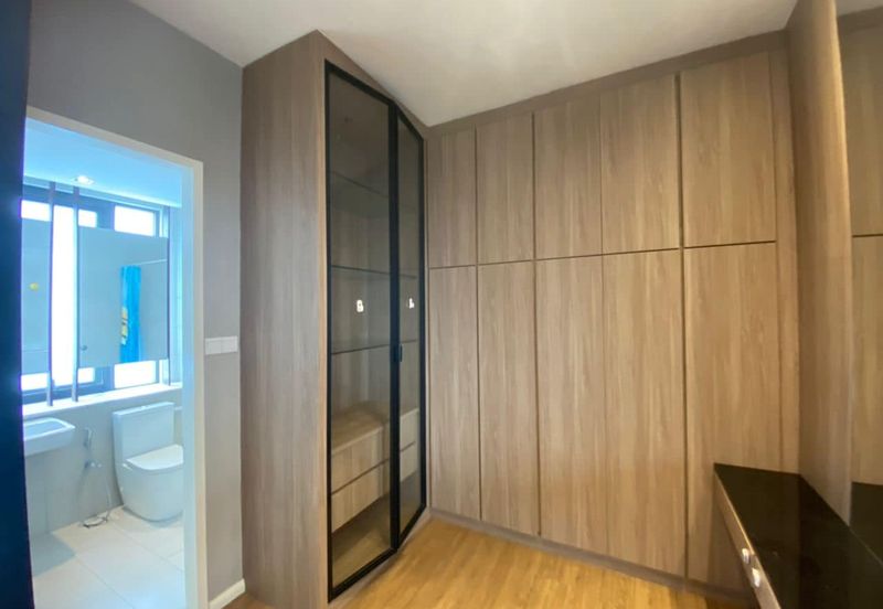 The WaterEdge Residences