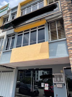 FULLY FURNISHED&RENOVATED 3 Storey Shop Office Space for Sale @RM2 ...