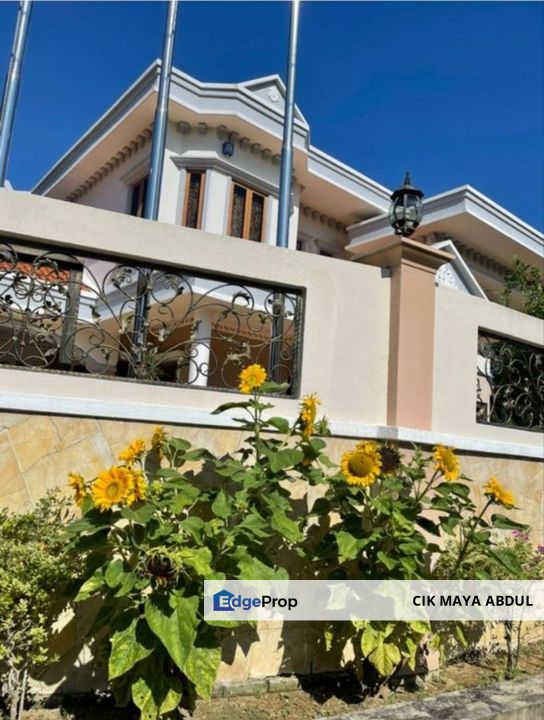 2 Storey Luxury Bungalow with Swimming Pool, Kemensah Heights Melawati, Selangor, Ampang