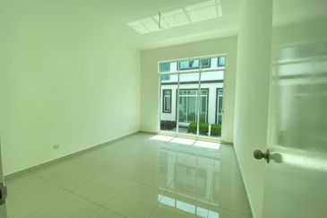 Merrydale @ Eco Majestic