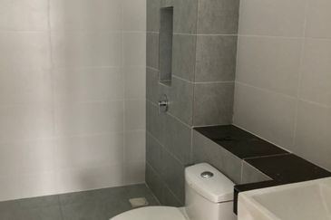 Cradleton @ Eco Majestic