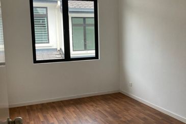 Cradleton @ Eco Majestic