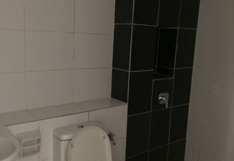 Cradleton @ Eco Majestic