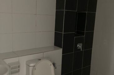 Cradleton @ Eco Majestic