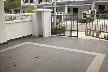 Cradleton @ Eco Majestic