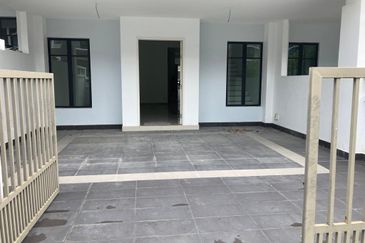 Cradleton @ Eco Majestic