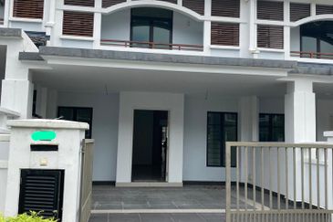 Cradleton @ Eco Majestic