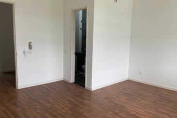 Cradleton @ Eco Majestic