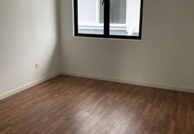 Tenderfields @ Eco Majestic