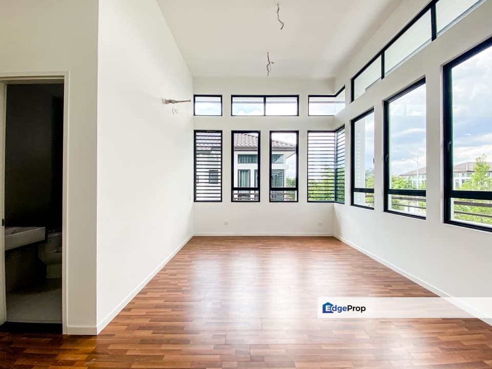 [Brand New, NICE Condition]  Eco Majestic Tenderfield Semi D Semenyih, Selangor, Semenyih