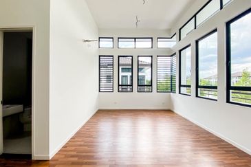 Tenderfields @ Eco Majestic