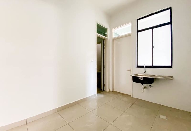 Tenderfields @ Eco Majestic