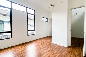 Tenderfields @ Eco Majestic