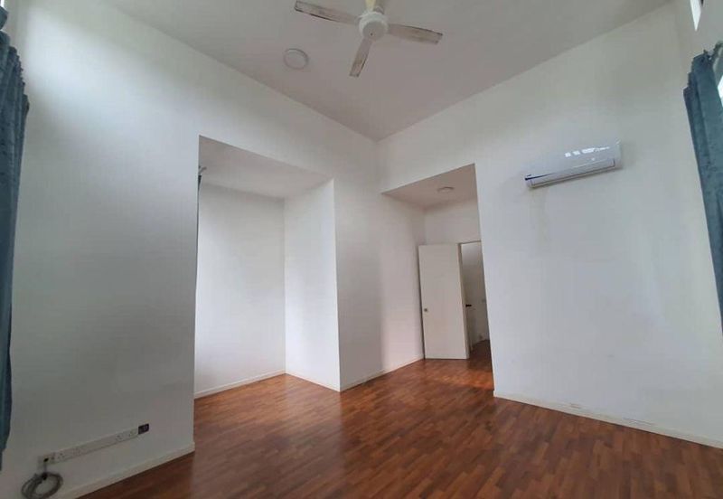 Tenderfields @ Eco Majestic